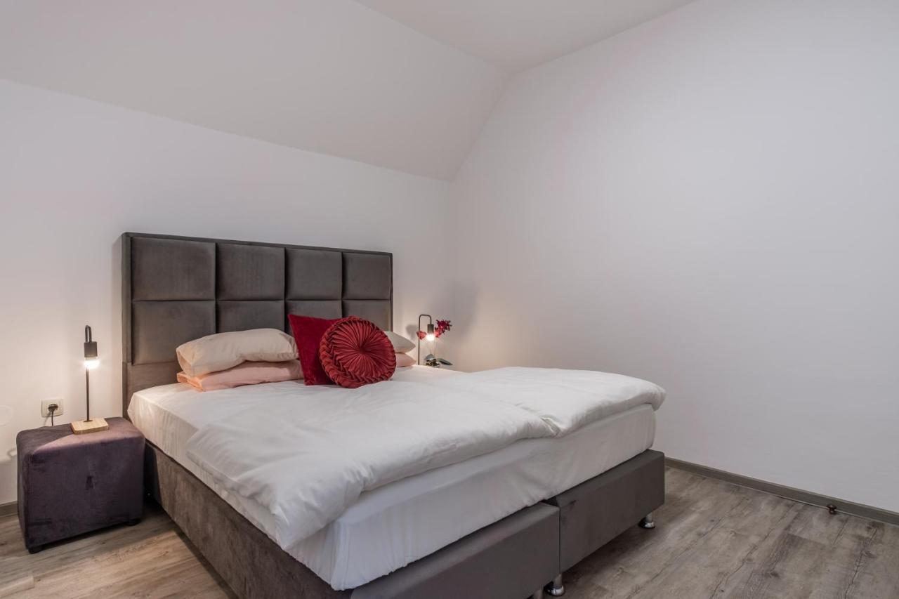 Apartment Friendly 33 Siska